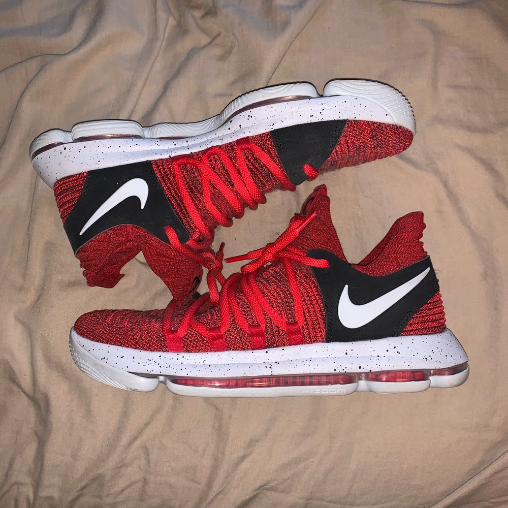Nike Kevin Durant 10 basketball shoes size 10.5